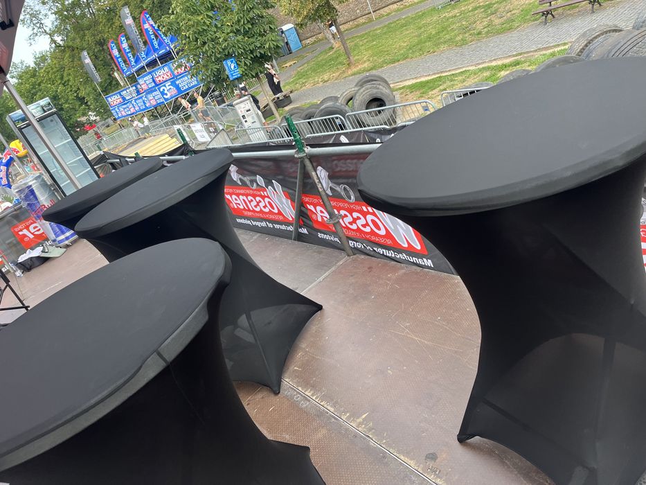 Mese cocktail pentru evenimente