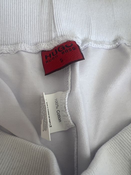 Hugo Boss къси панталонки
