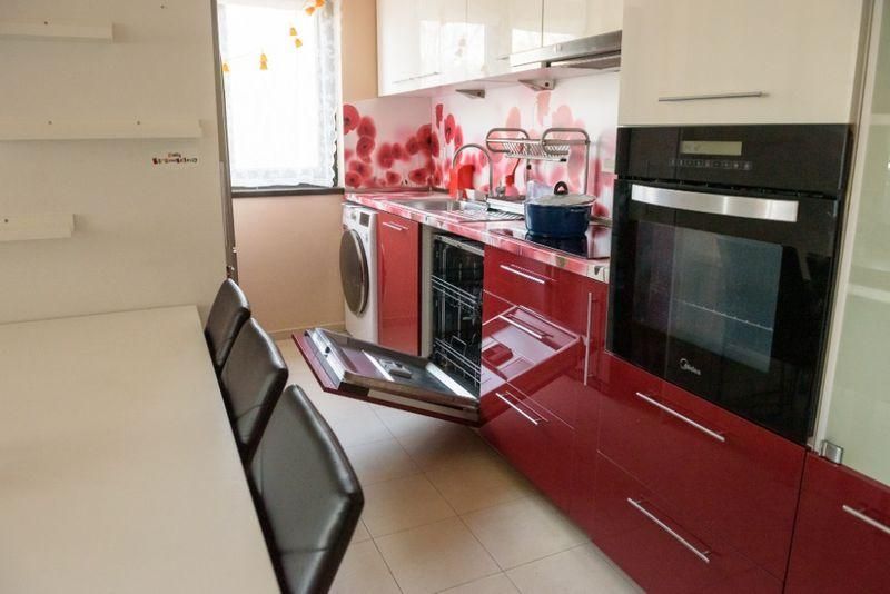 Дава се под наем Тристаен апартамент в София, Илинден - 85 кв.м за 896.58 € - Снимка #2