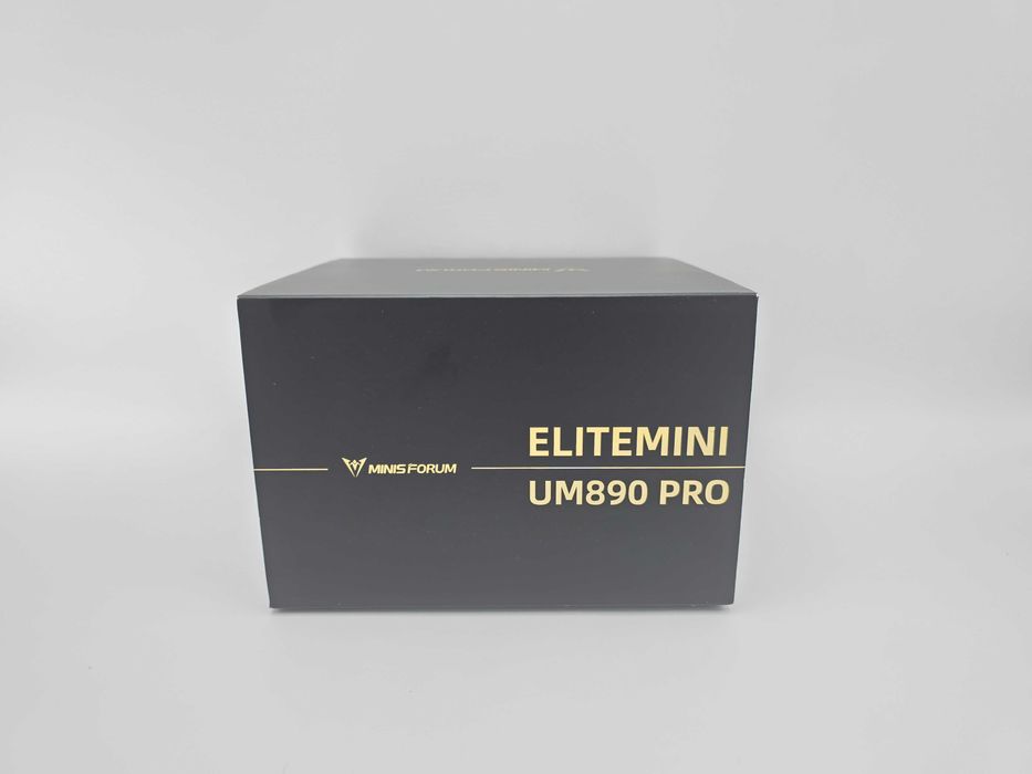 Minisforum UM890 Pro Ryzen 9 8945HS No Ram No SSD Nou Sigilat