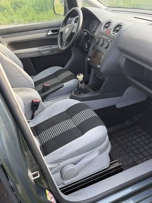 Vw caddy life recent adus! 5 locuri