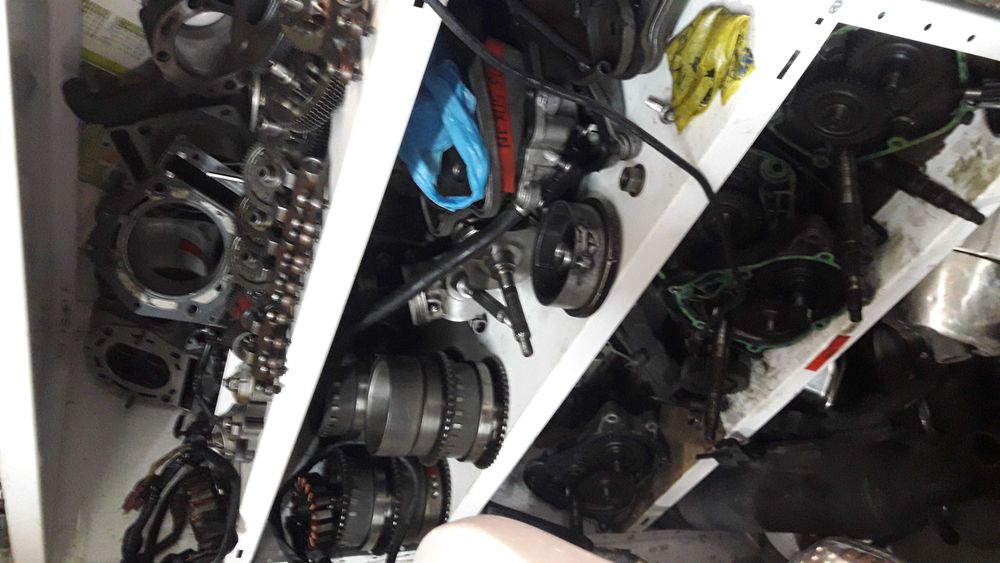 Piaggio Gilera Aprilia Peugeot Части