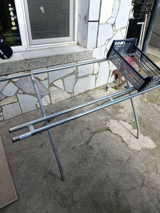 Сгъваеми подцинковани стелажи