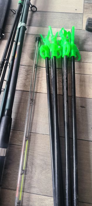 Set Complet Pescuit: 2 Lansete Feeder (3.6m) + Vargă 5m + Minciog + Ac
