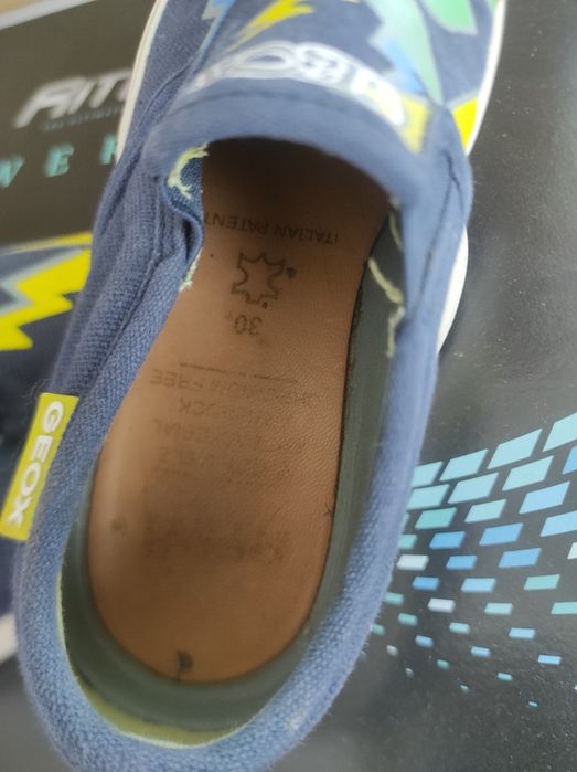 Детская обувь продаем