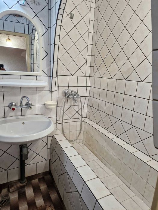 Продава се Тристаен апартамент в Средец - 75 кв.м за 974 €/кв.м - Снимка #6