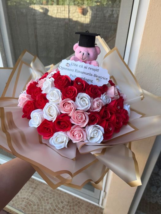 Buchete/Aranjamente din trandafiri de sapun