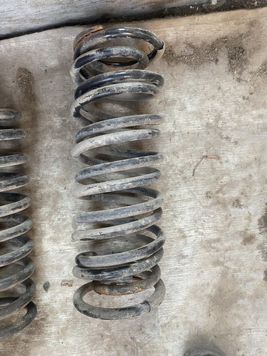 Фары пружины Prado 95 1997г.