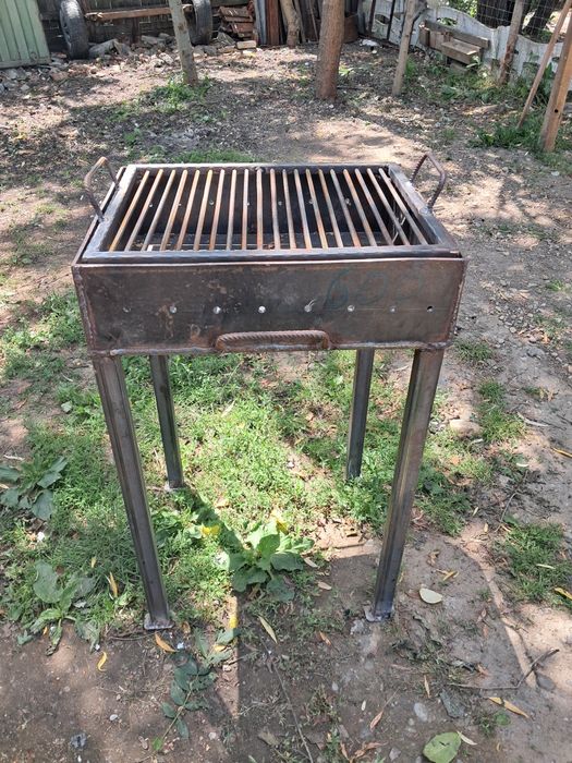 Gratar 58 cm x 48 cm tabla de 6mm grosime / bare rotative