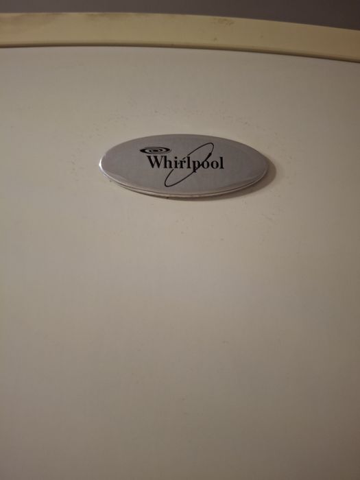Холодильник Whirlpool