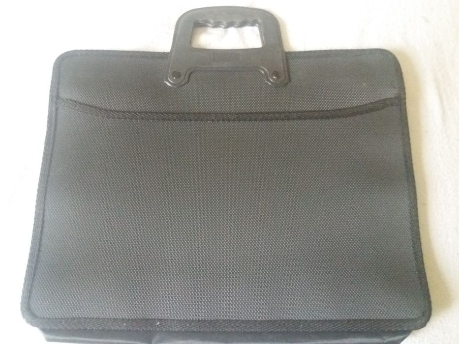 Чанта за документи