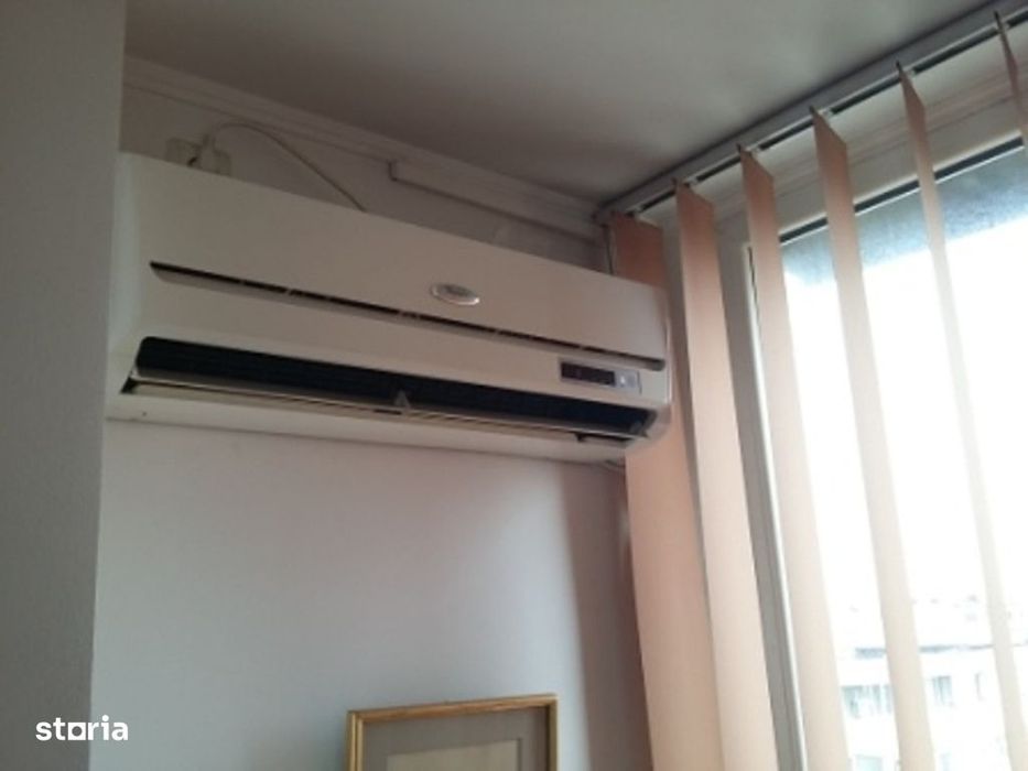 Apartament 3 camere, balcon, Berceni
