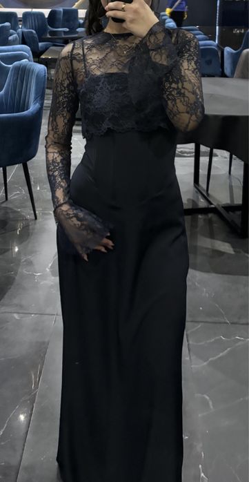 Платье темно-синее .надевала один раз, в отличном состоянии.