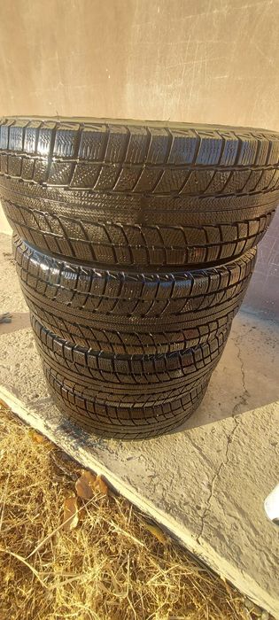 Продам покрышку 185-65-R15