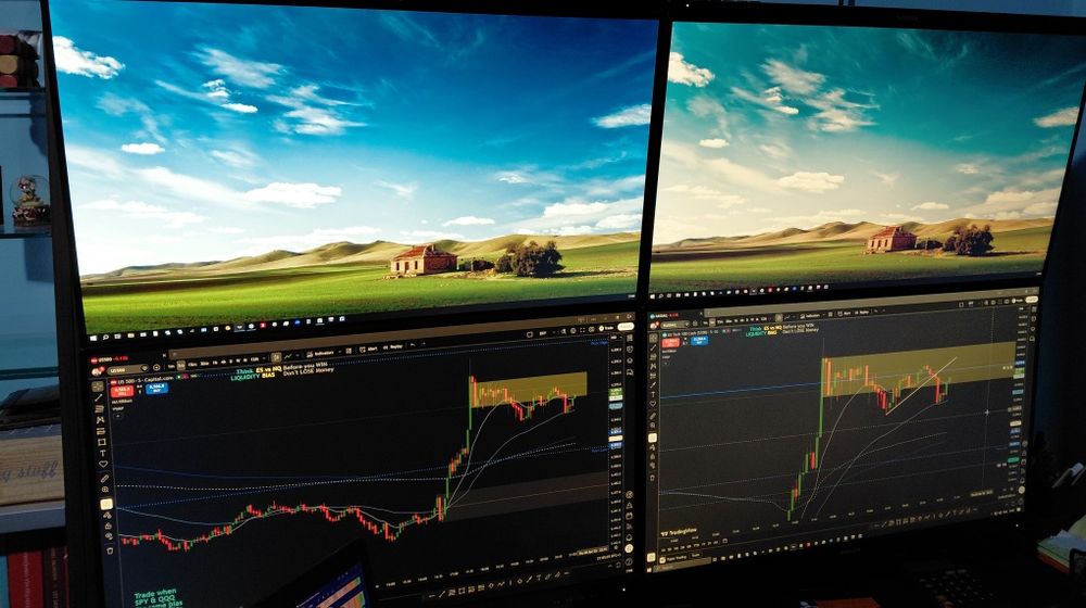 2 monitoare 27" + Suport 4 monitoare