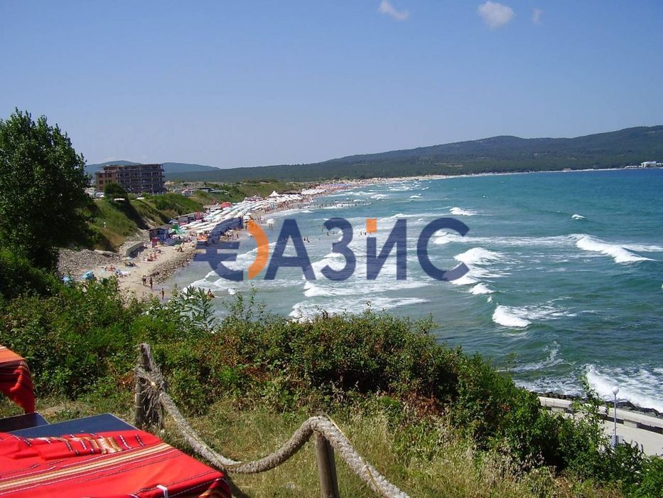 Продава се Тристаен апартамент в Приморско - 74 кв.м за 612 €/кв.м - Снимка #6