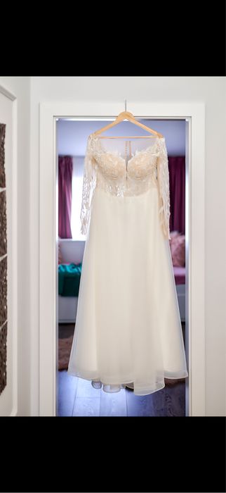 Rochie de mireasa si voal