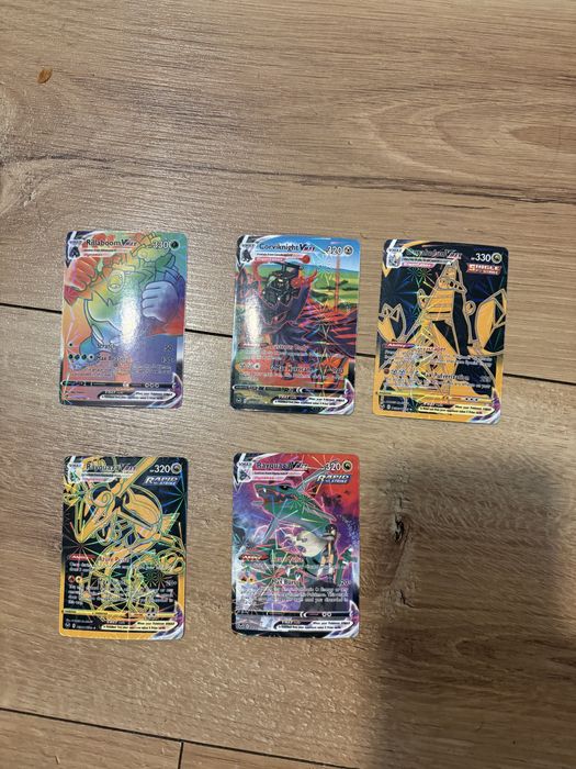 Vand cartonase pokemon