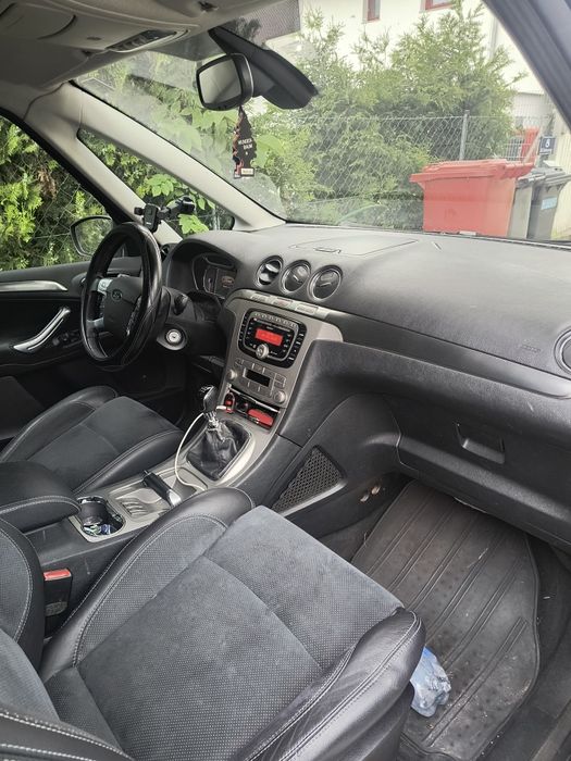 Ford Galaxy titanium ( 185 cai 7 locuri)