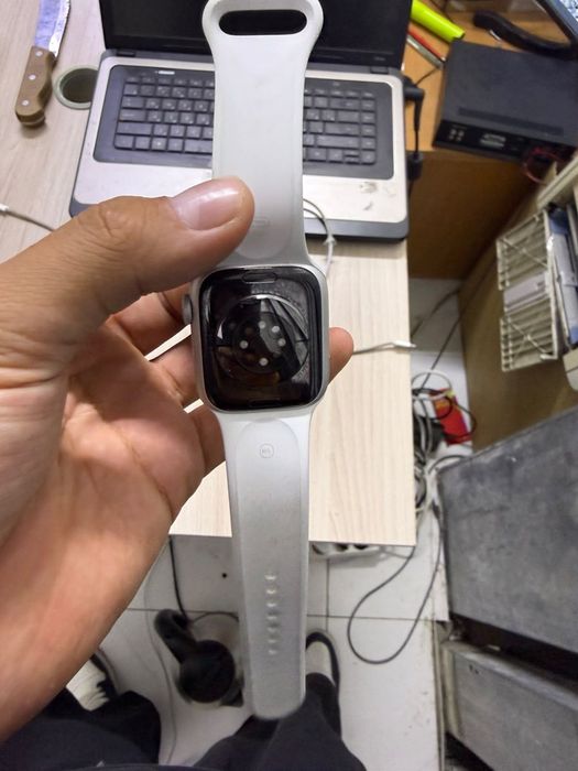 Apple Watch 8 продам коробка есть
