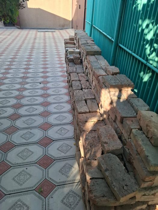 Продам кирпичи в хорошем качестве