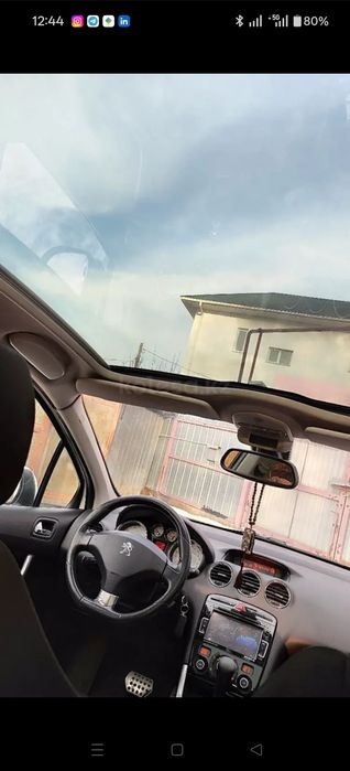 PEUGEOT 308 1.6v 2012г