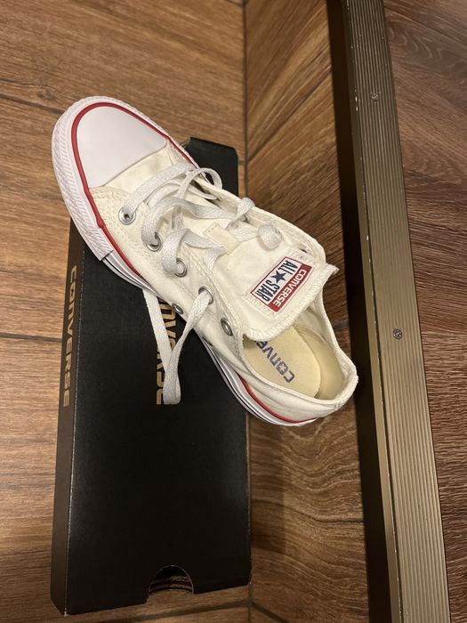 Vand convers unisex marime 36.5