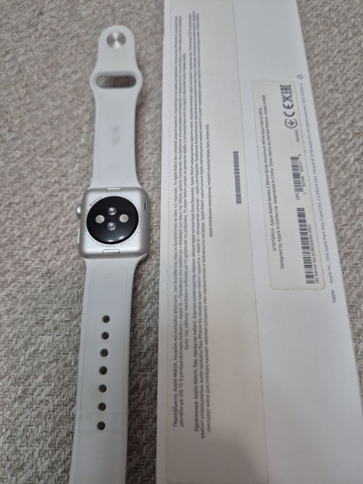 Продам Apple watch Series 3 38mm silver