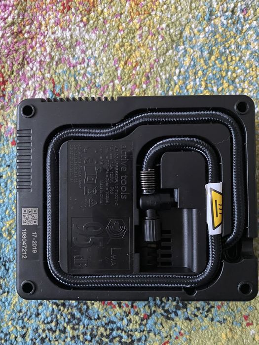 Compresoare Auto Kit Pana Umflat Roti + Solutie Pana NOI