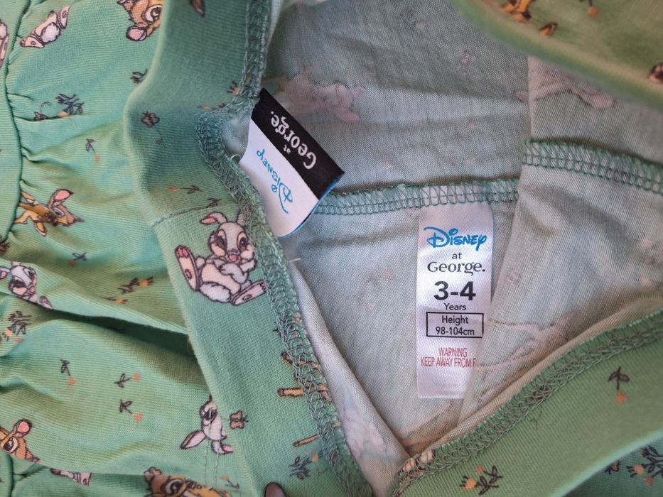 Нови комплекти размер 98/104