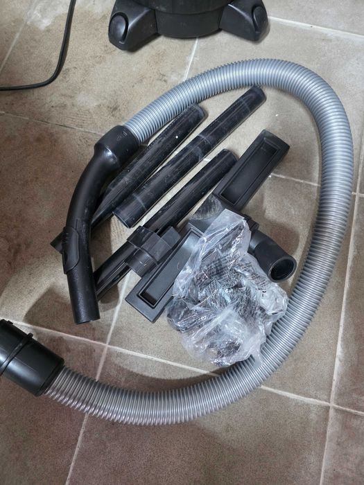 Aspirator, Black & Decker, BXVC20PE, umeda/uscata - Bidon Spart