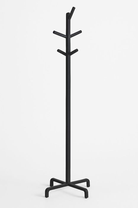 Столик и вешалки