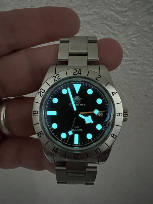 Часовник Addiesdive