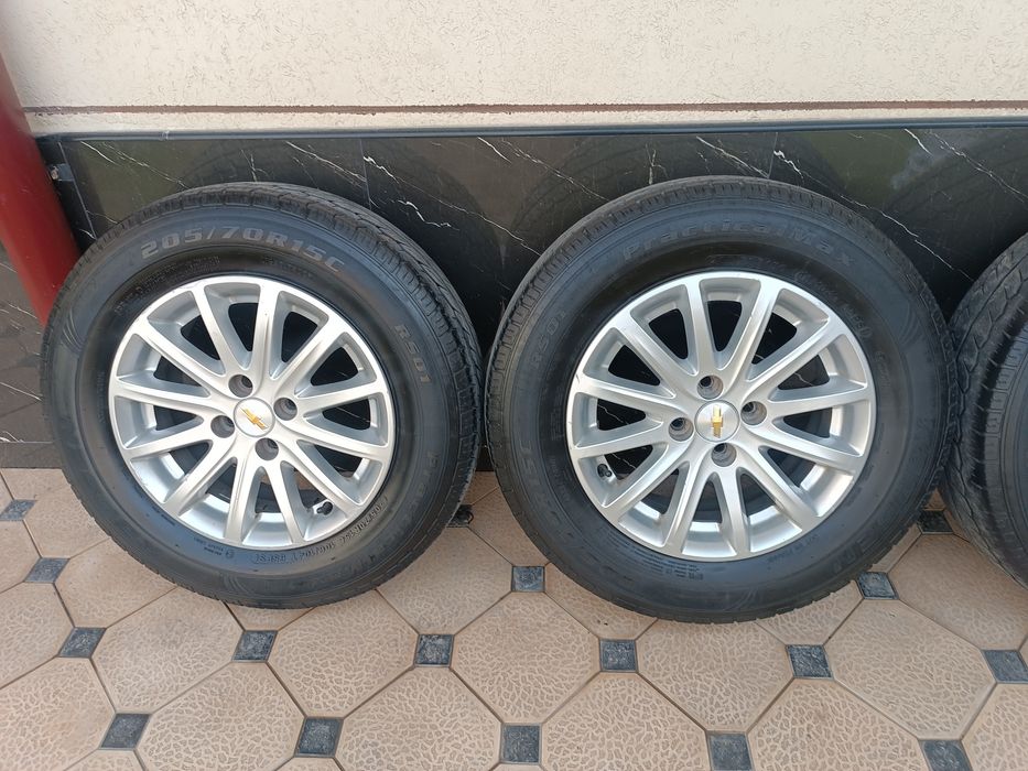 Cobalt Diska Balon 205 70 R15 holati yaxshi ayibi yoq