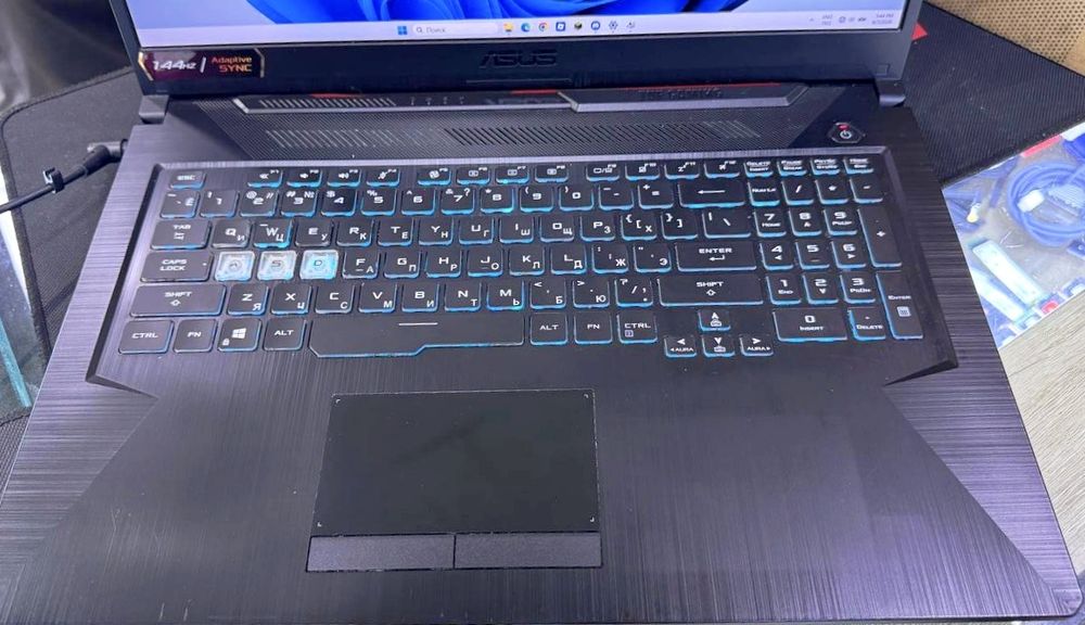 ASUS TUF Gaming F17 fx706h 144hz