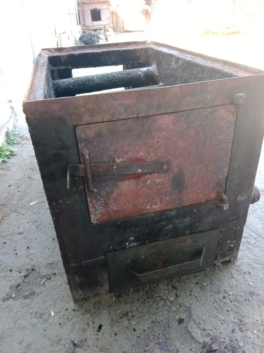 Продам котёл б.у самовывоз