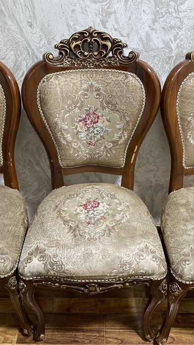 Продаются стулья