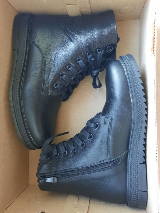 НОВЫЕ Зимние сапоги 34 размер