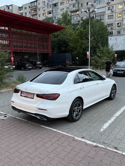 Mercedes e 300 plug in hybrid 4 matic