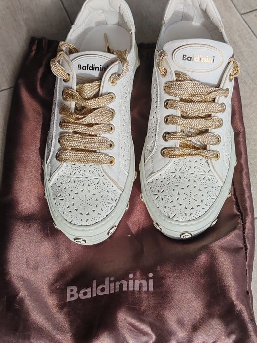 Adidași baldinini