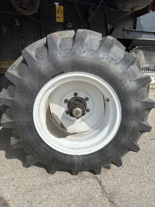 Вектор 410 комбайн сотилади/Vektor 410