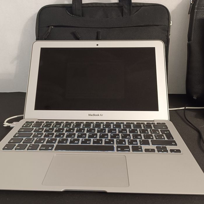 Продам MacBook Air