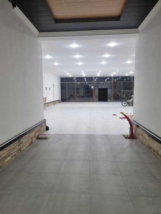 Bulungur markazida Uzbekiston kochada 400 m2 joy ijaraga beriladi