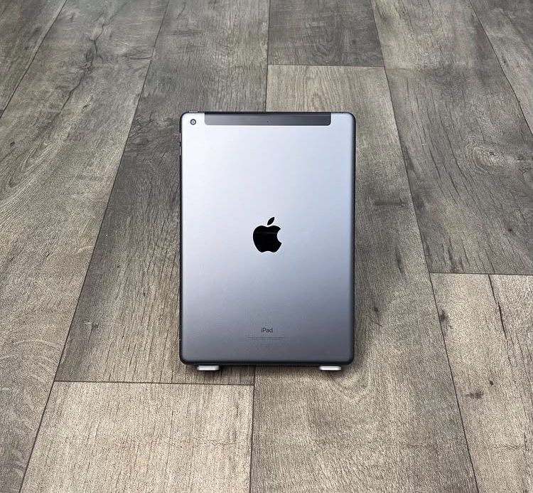 iPad Gen 9th , Noua , wiFi + Cellular , 100% Batria