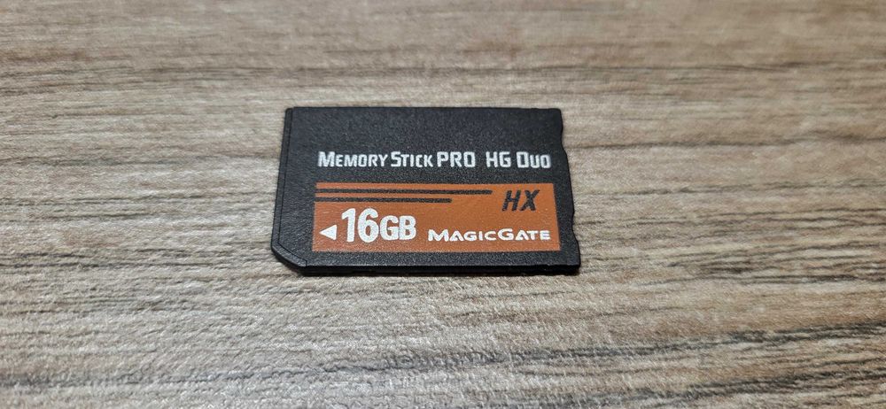 Memorie Stick PRO HG Duo 16Gb Hx Magic Gate fuctional