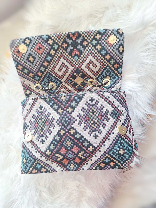 Бохо Текстилна чанта с цветна бродерия