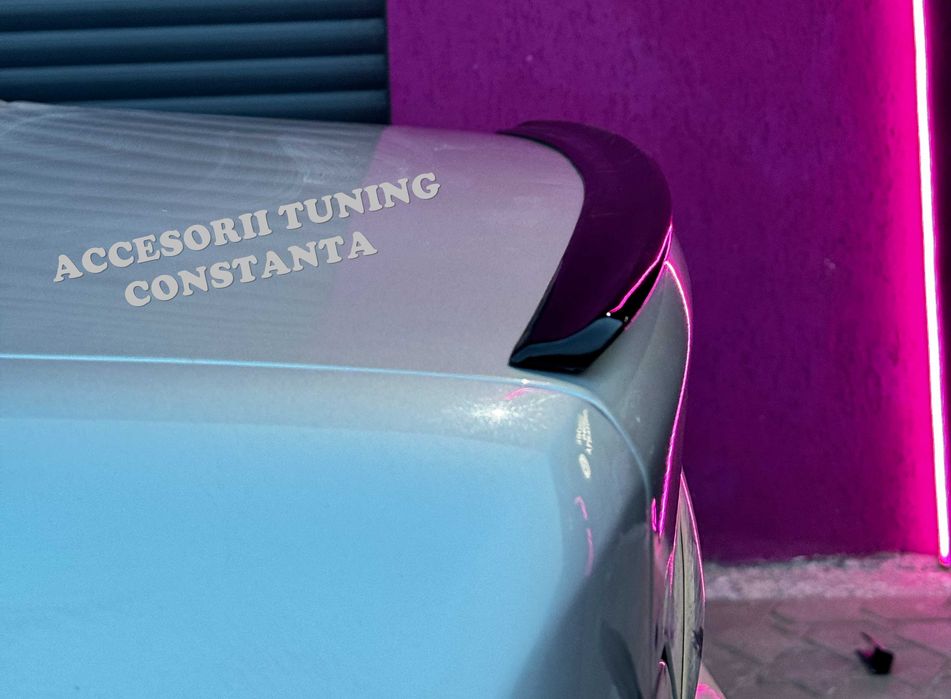 Eleron Portbagaj - BMW E39 Slim Negru Lucios