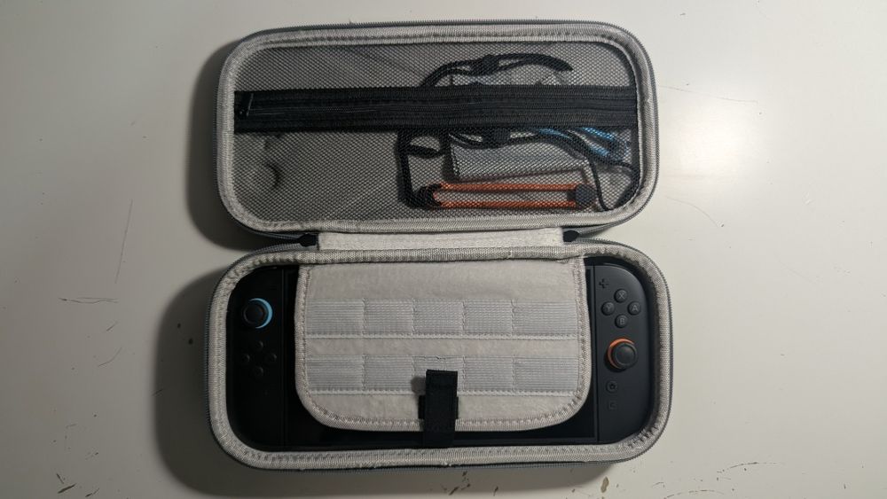 Nintendo switch 2 +аккаунт с играми и джойстик