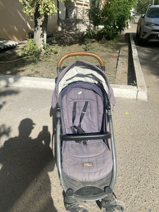 Продам коляска joie