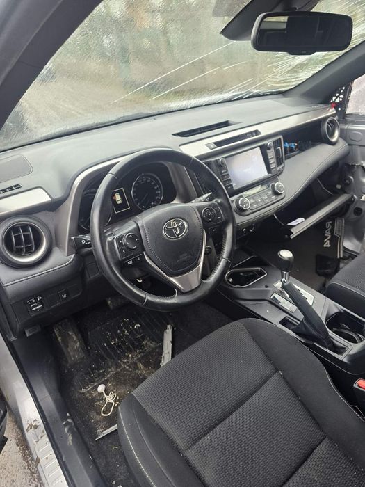 Toyota Rav 4 2017g  2.5 XIBRID НА ЧАСТИ САМО